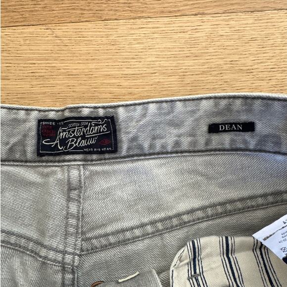 Scotch & Soda - Dean Loose tapered Jeans in Washed Gray - Picture 3 of 5